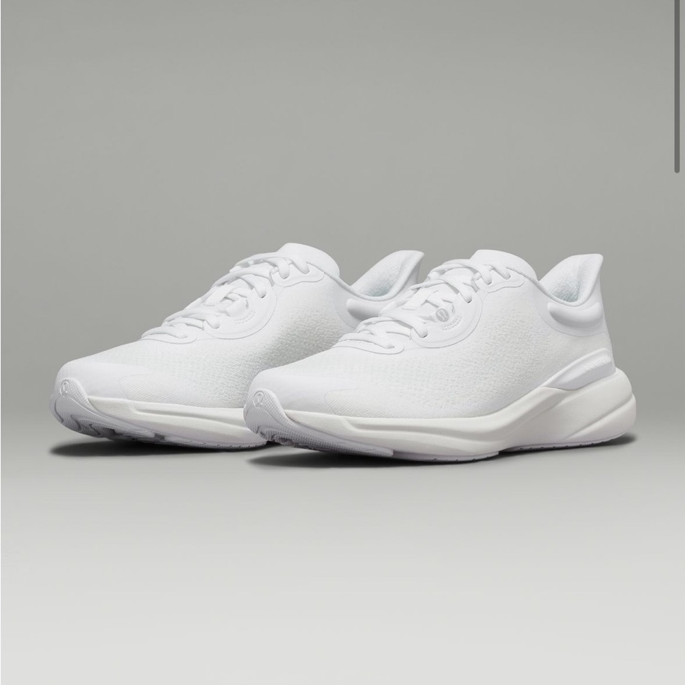 LULULEMON ATHLETICS Chargefreel 2 Low Sneakers